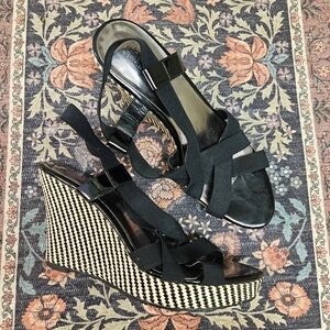 CHARLES By CHARLES DAVID Sz 10 Wedges 4” Black Beige Summer Beach